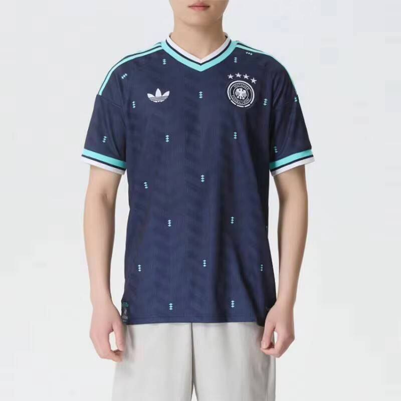 Heißes Adidas Clover Germany T – Crossfit Training Bewertung und Preis